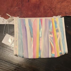 NWT Kendra Scott Jewelry Pouch Iridescent Facets